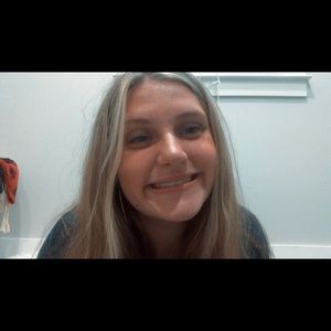 Meet your Posher, Kaitlyn